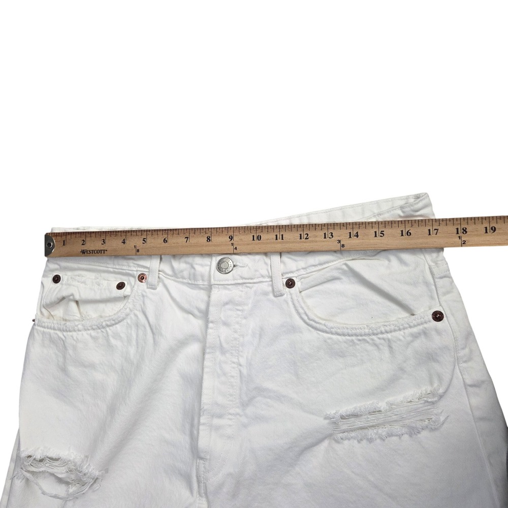 Zara White Distressed Denim Jean Shorts High Waisted Raw Hem Size 14 Waist 34" - Picture 7 of 7